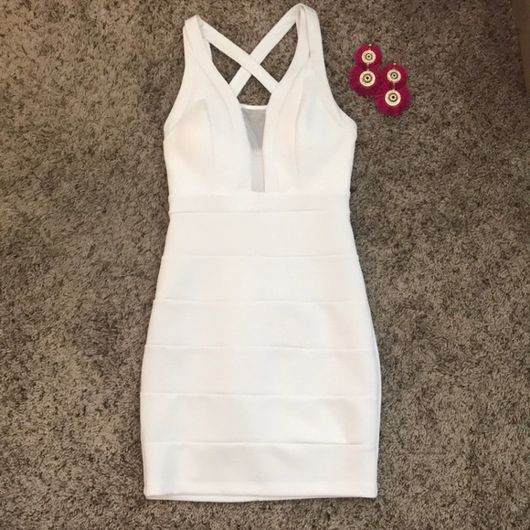 Dresses & Skirts - White cutout bodycon dress